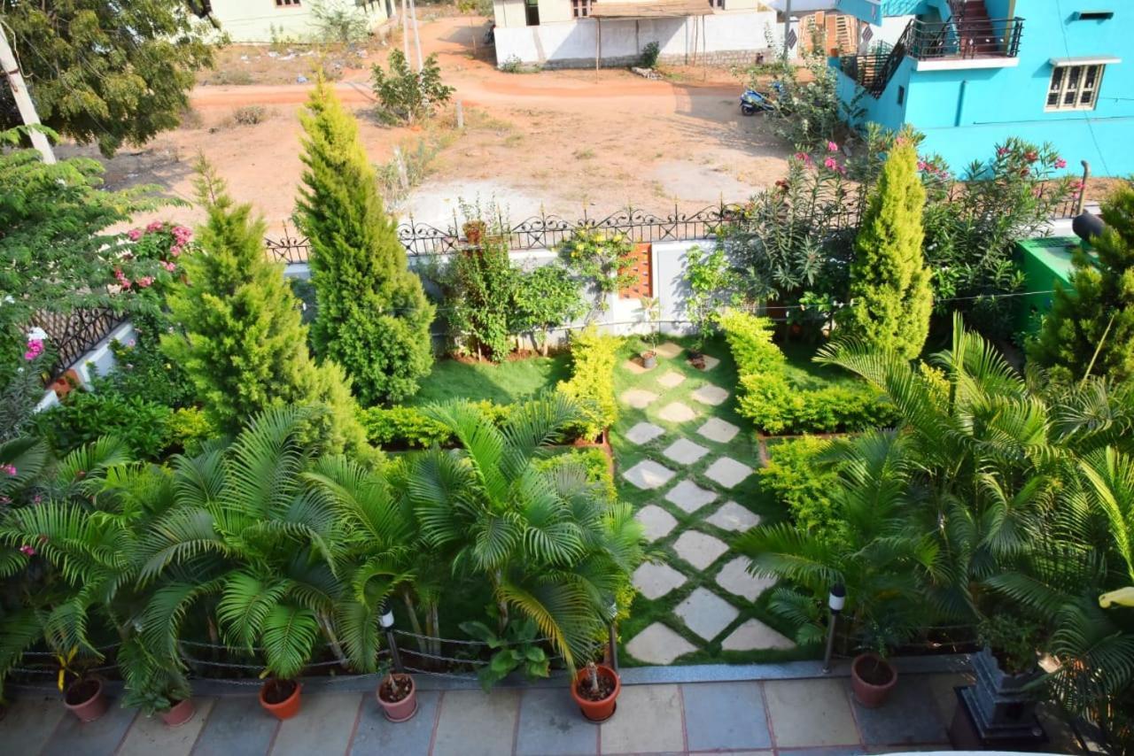 Mango Tree Homestay Хампі Екстер'єр фото